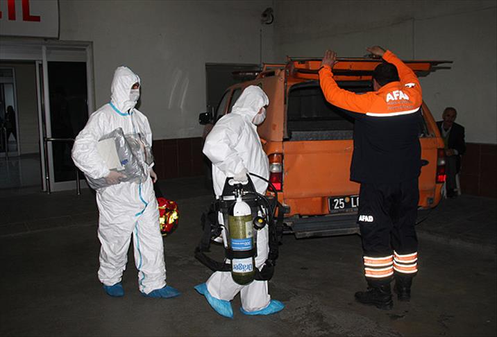 Kargo paketinden şüpheli madde çıktı