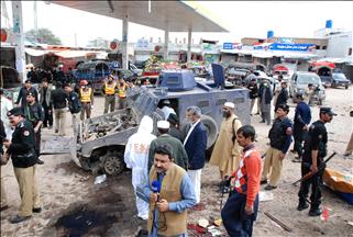 24 militants, 4 soldiers killed in Pakistan clashes