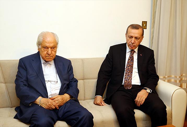 Cumhurbaşkanı Erdoğan Pakdil'i ziyaret etti