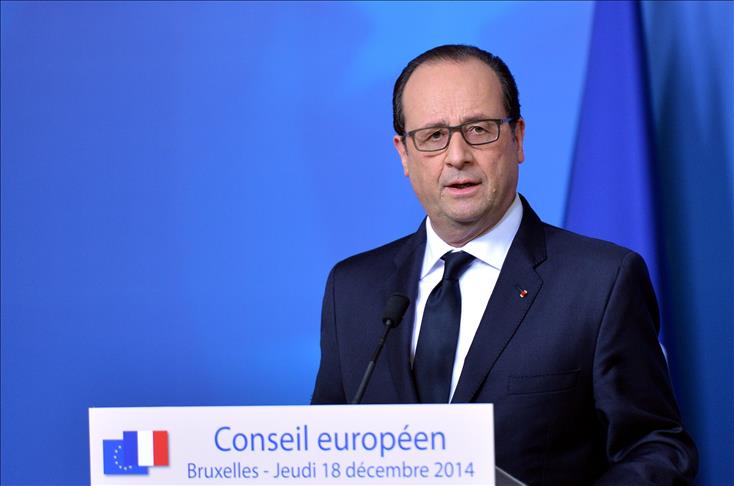 Hollande s'engage à combattre le terrorisme