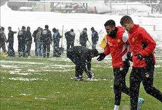 Eskişehirspor-Balçova maçı ertelendi