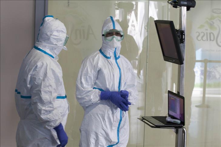 Ebola drug trials begin; Liberians divided