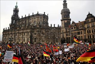 Eski PEGIDA Sözcüsü Oertel dernek kurdu