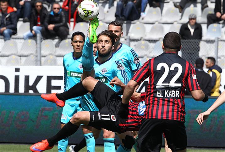 Gençlerbirliği farklı galip