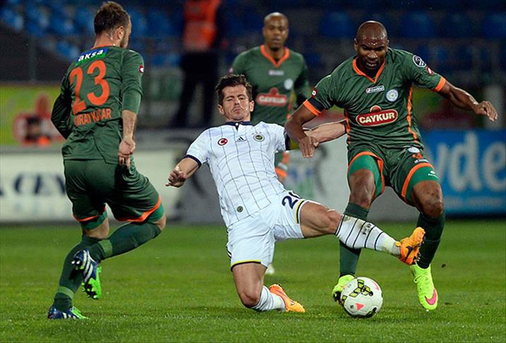 Fenerbahçe farklı kazandı