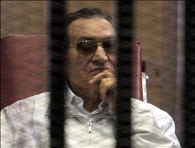 Egypt court adjourns Mubarak corruption trial to April 29