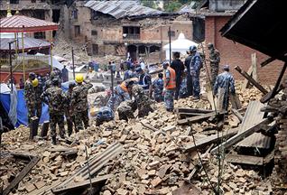Nepal'de ölenlerin sayısı 7 bin 500'e yükseldi