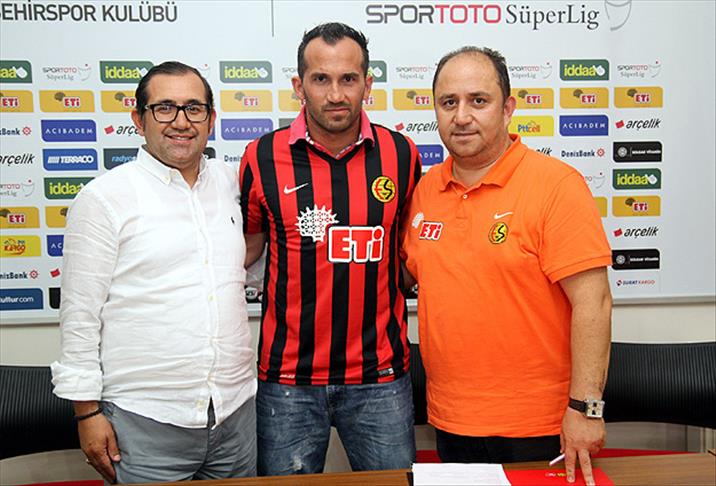 Eskişehirspor Gekas'ı transfer etti