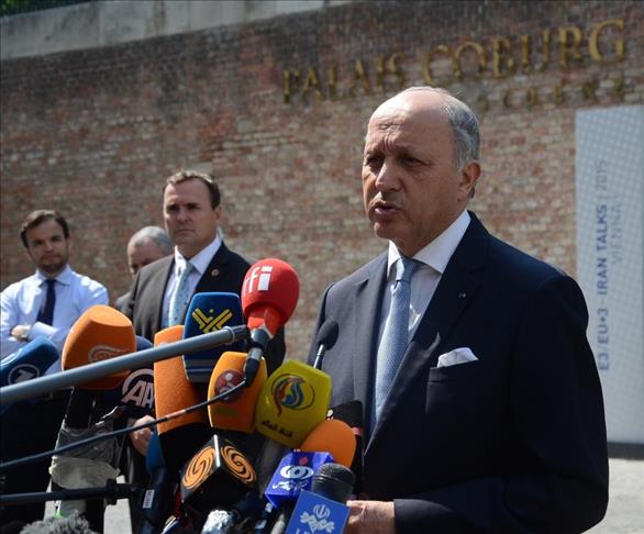 French FM details problematic points in Iran talks