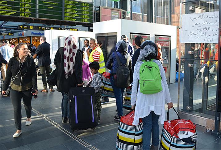 Danimarka'ya gelen binlerce sığınmacı krize yol açtı