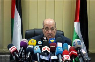 الزعنون يعلن تأجيل عقد المجلس الوطني الفلسطيني