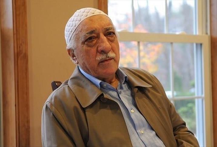 Justice turque: Fethullah Gulen "accusé" dans cinq dossiers 