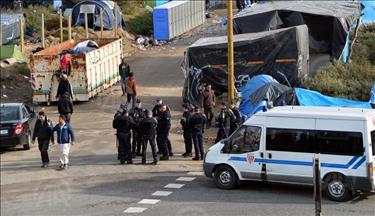 Calais: Nouvelle vague de violences entre les réfugiés et la police