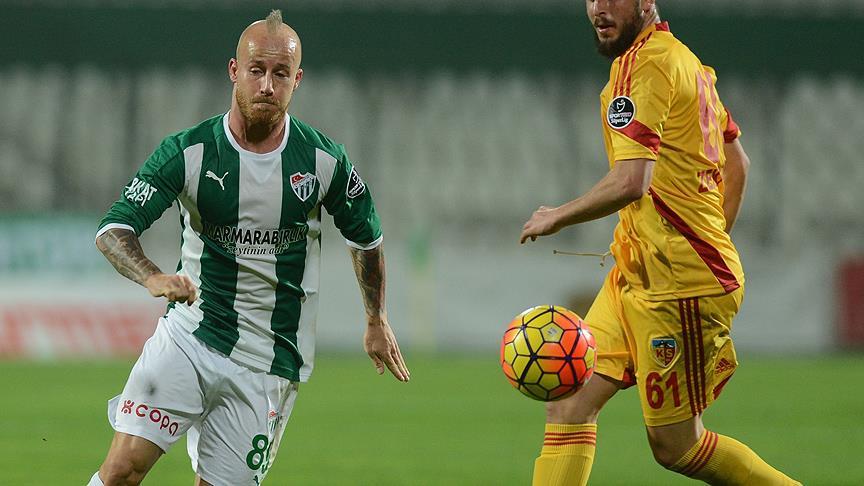 Bursaspor'da Josue ve Stoch kadro dışı