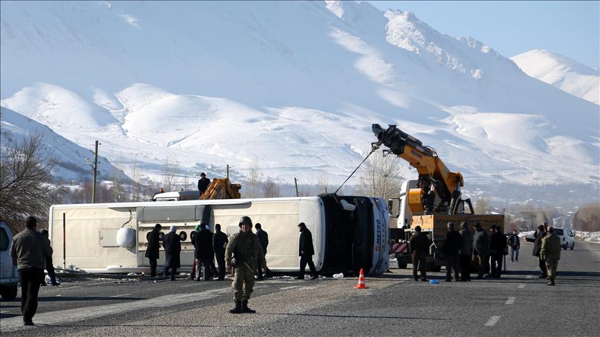 دو شهروند ایرانی در حادثه رانندگی در وان زخمی شدند