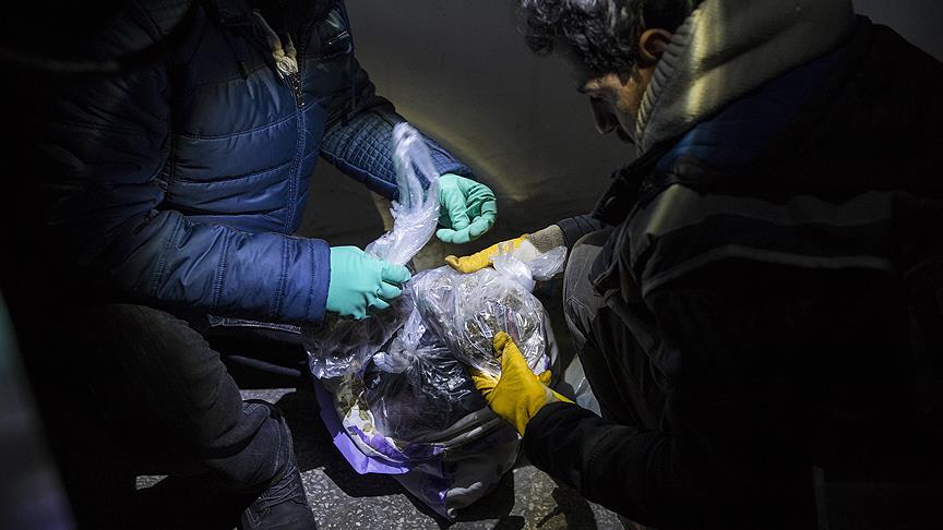 Çeyiz sandığından uyuşturucu çıktı