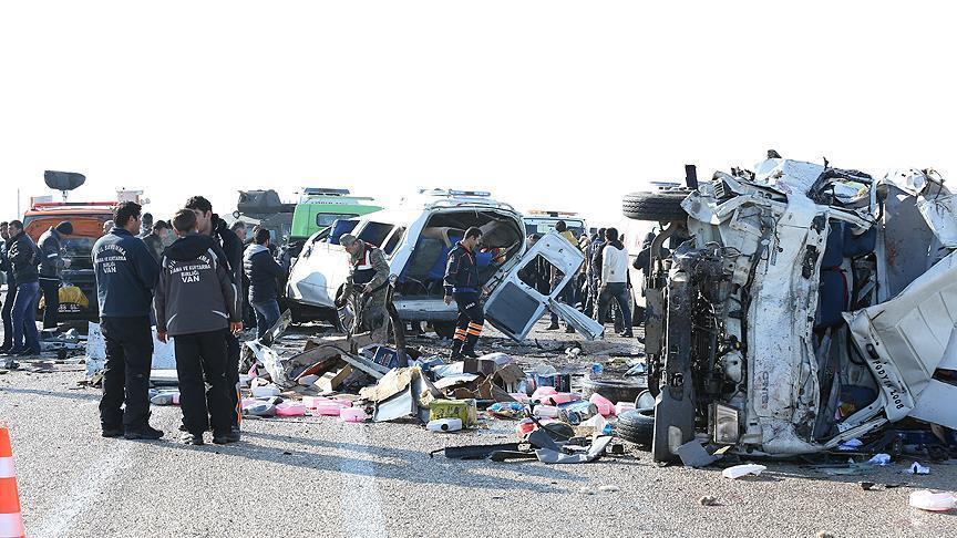 مرگ 11 دانشجو در سانحه رانندگی شرق ترکیه