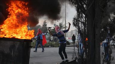 إصابة 9 فلسطينيين في مواجهات مع الجيش الإسرائيلي بالضفة