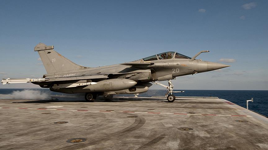 Fransa'dan DAEŞ hedeflerine hava saldırısı