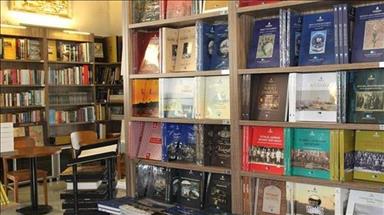 Во Израел забранет романот за љубовта помеѓу Израелка и Палестинец