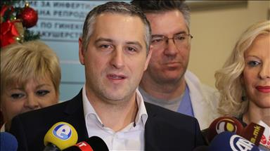 Тодоров и Трајановски ги посетија првите новороденчиња во 2016 година