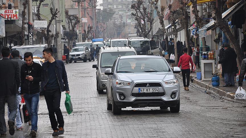 Silopi'de terör saldırılarının izleri siliniyor