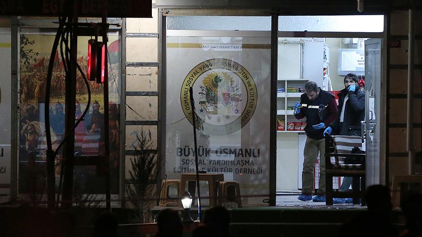 Eyüp'te dernek lokaline silahlı saldırı 