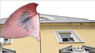  Албанија: Италијански пилот доби 15 години затвор за шверц на дрога