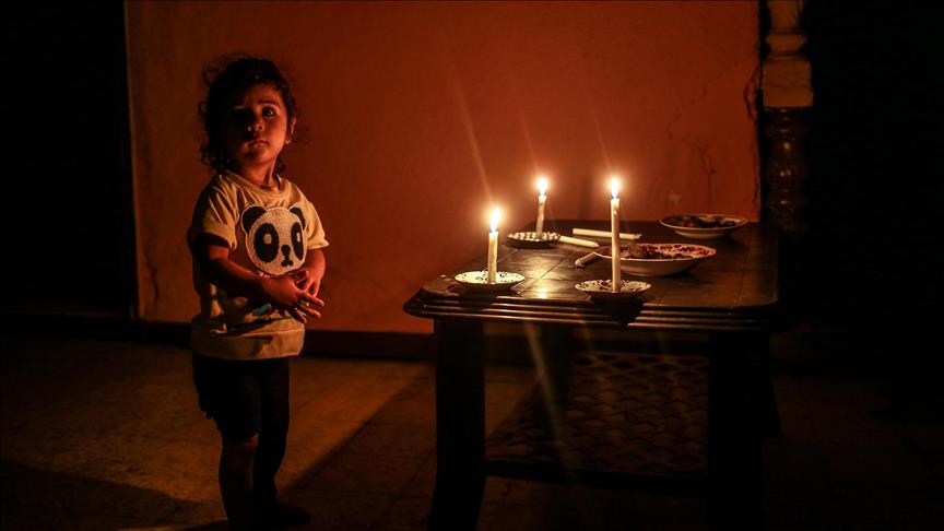 انقطاع التيار الكهربائي عن كافة المحافظات السورية والأسباب مجهولة