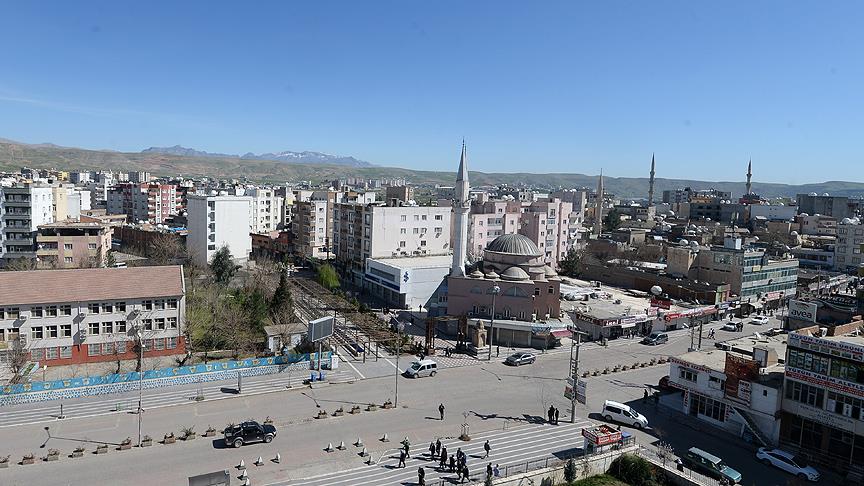 Cizre'de terörün izleri siliniyor