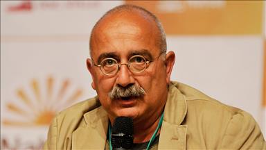 Yazar Nişanyan'a hücre hapsi 