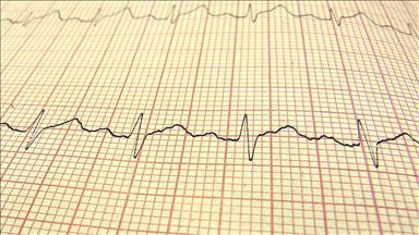 Kalbi üzüntü yanında neşe de etkiliyor 
