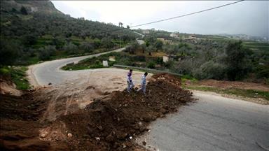 نظامیان اسرائیل تمام ورودی های شهر نابلس را مسدود کردند