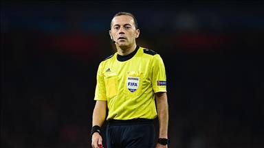 التركي تشاكير يقود مباراة "قمة" بالدوري السعودي