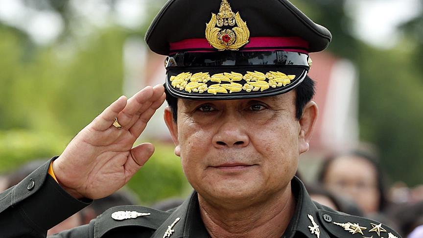 Thai junta chief sees red over New Year plastic bowls