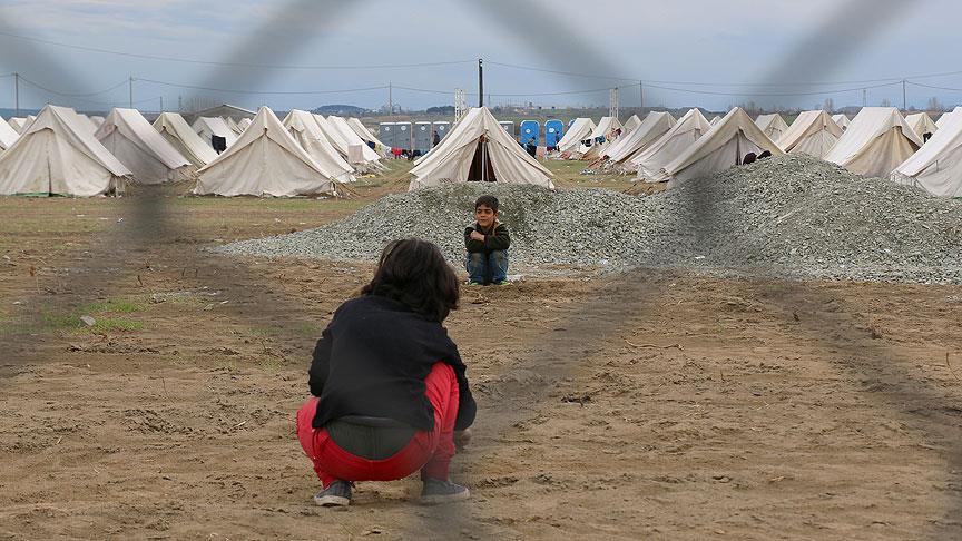 UHİM'in "Avrupa'nın Suriyeli Mültecilerle İmtihanı" çalışması