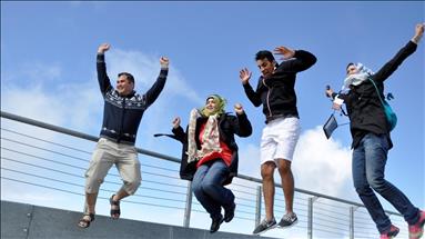 سلبريتى هاى عرب با پست هاى خود در شبکه‌های اجتماعی توجه علاقمندان را به شهر آنتالیاى تركيه جلب می کنند