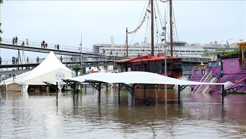 France: Les dégâts causés par les intempéries estimés à 2 milliards d'euros