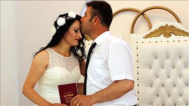 Evlenmek için '06.06.2016'yı seçtiler