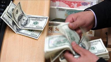 "المركزي العراقي" يحدد سعر بيع الدولار في السوق المحلية بـ1200 دينار