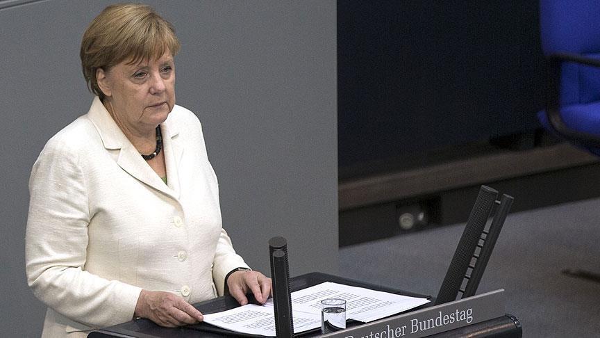 ميركل: يمكن تحقيق الأمن أوروبيًا بالتعاون مع روسيا وليس بمجابهتها 