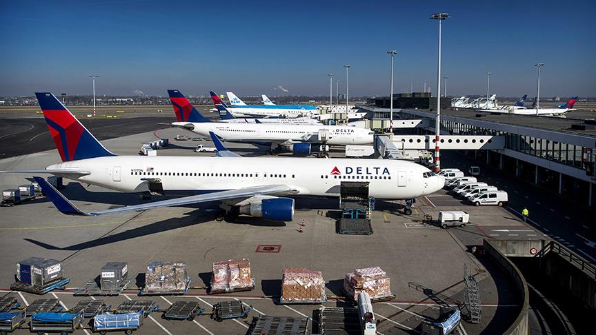 Delta Havayolları tüm uçuşlarını erteledi