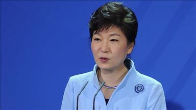 SKorean president demands cooperation from critics