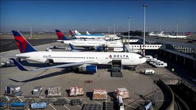 Delta grounds flights worldwide due to power outage