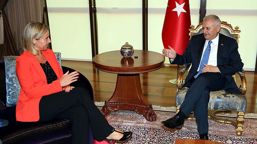 Başbakan Yıldırım, Mogherini ve Hahn'ı kabul etti