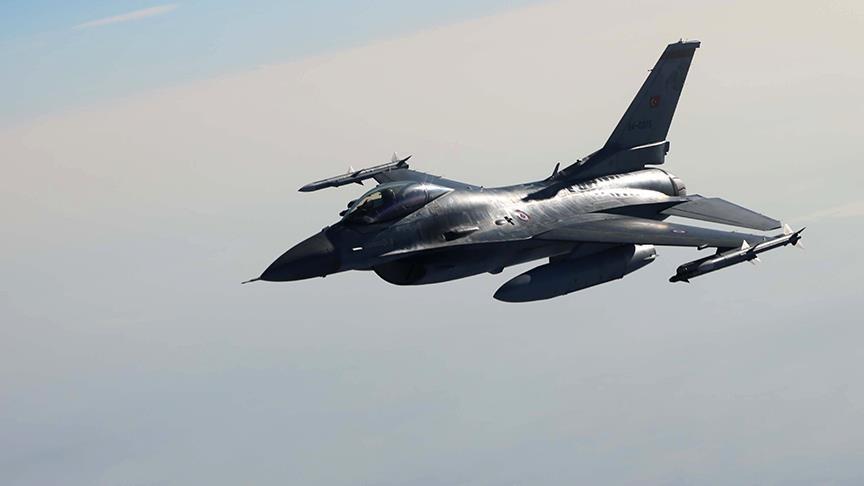 Турски авиони за десет минути уништија четири позиции на ДАЕШ во Сирија