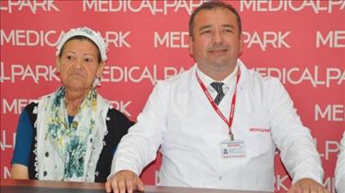 سيدة تركية تستعيد "النطق"عقب زرع لسان اصطناعي 