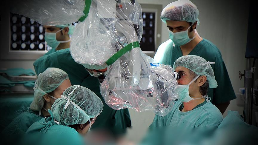 Mide küçültme ameliyatında 'kaçak' uyarısı 