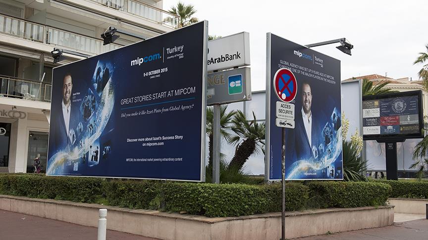 TRT World 'MIPCOM' fuarında 