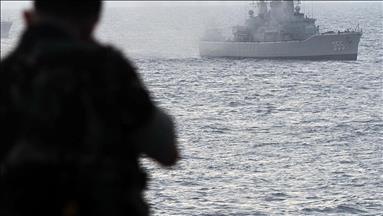 السعودية تدين استهداف "الحوثيين" المدمرة الأمريكية 